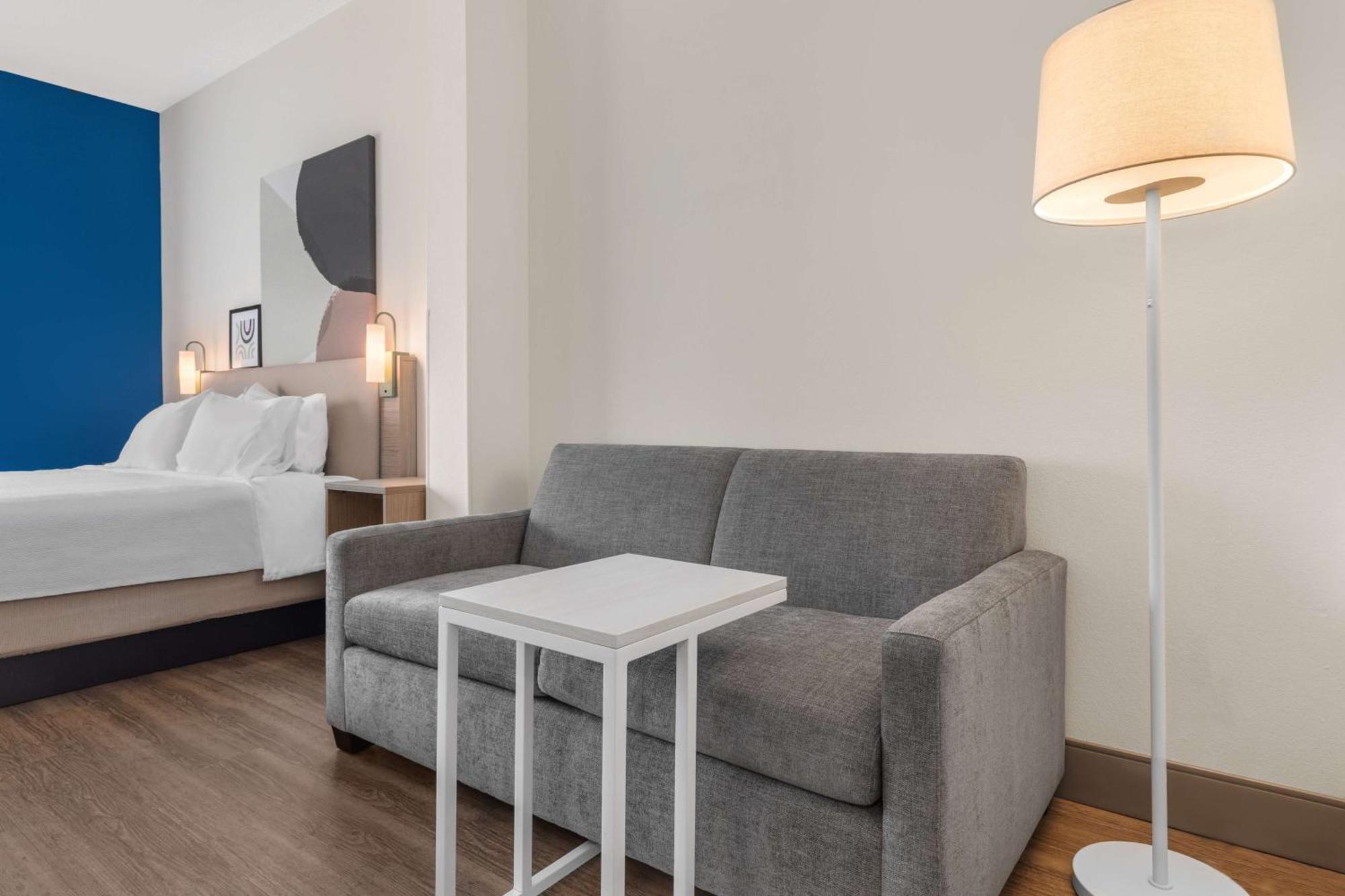 Spark By Hilton Winchester Εξωτερικό φωτογραφία